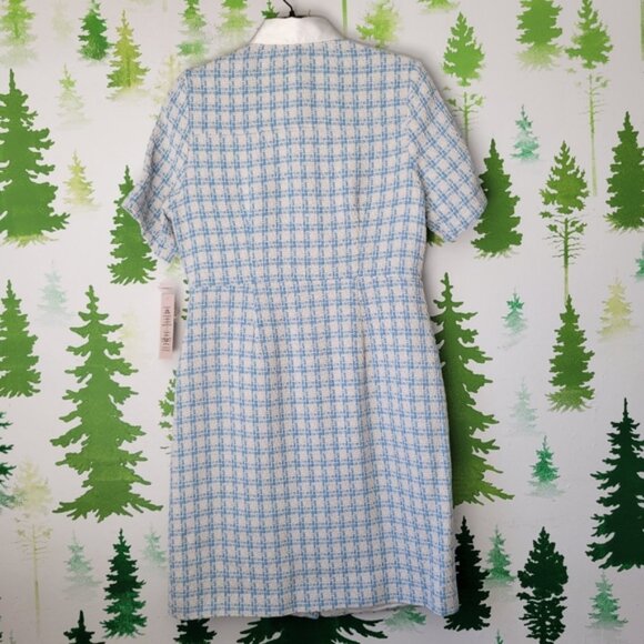 Nanette Lepore Sheath Dress. - Picture 2 of 10